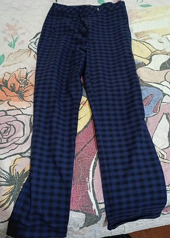 Kadın Mavi Pilili Regular Fit Kumaş Pantolon - Görsel 2