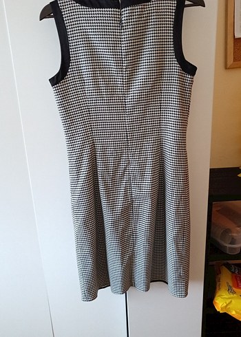 Gri Kareli Midi Kolsuz Elbise - Görsel 5