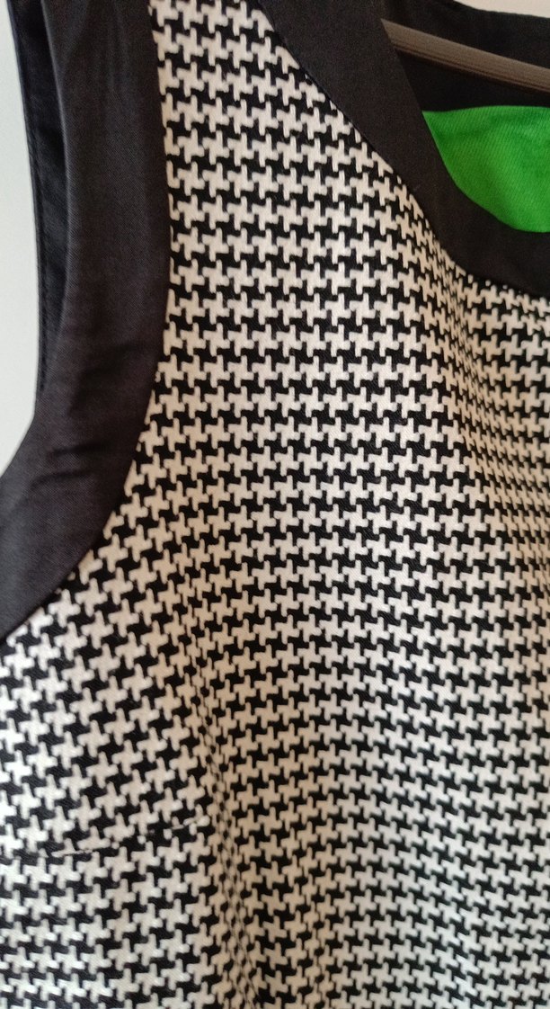 Gri Kareli Midi Kolsuz Elbise - Görsel 4