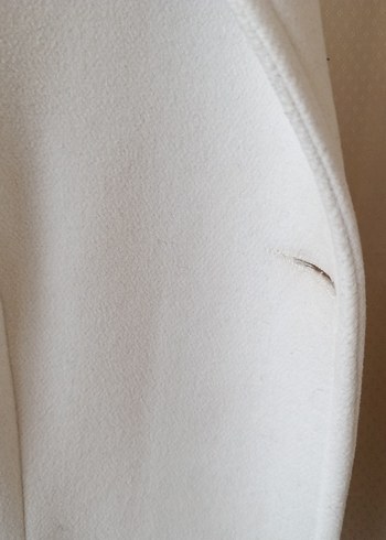 Beyaz Düğmeli Midi Kaban - Görsel 2