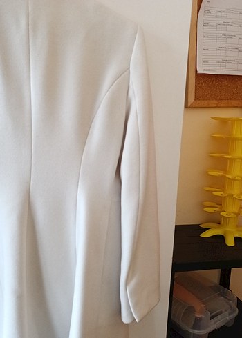 Beyaz Düğmeli Midi Kaban - Görsel 10