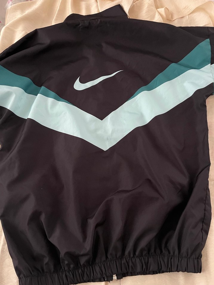 Nike Siyah Mavi Erkek Spor Rüzgarlık - Görsel 4