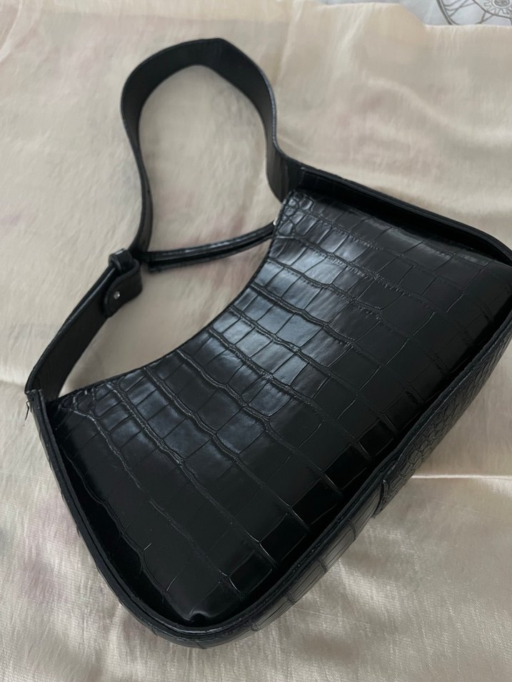 Klasik Siyah Deri Kadın Çanta - Görsel 2