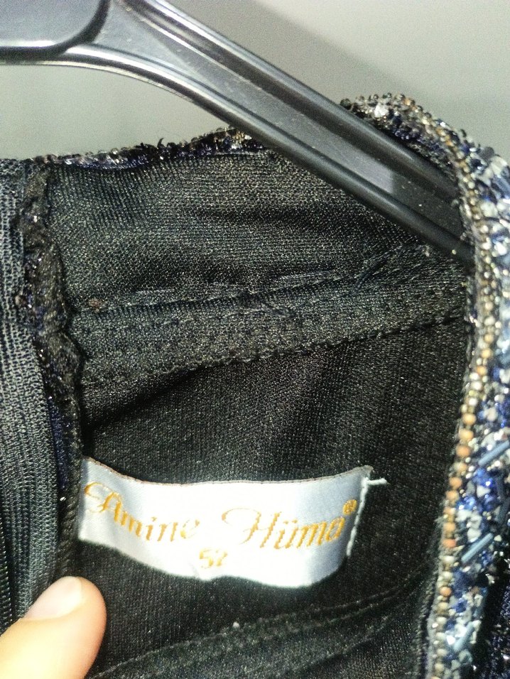 Boncuk İşlemeli Siyah Uzun Kollu Uzun Elbise - Görsel 3