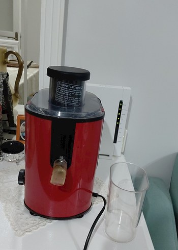 Sinbo 1000W Katı Meyve Sıkacağı S3143 Kırmızı - Görsel 3