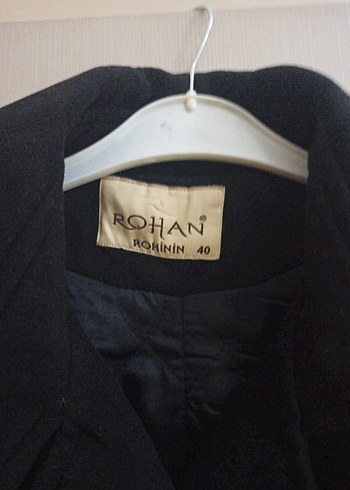 Düğmeli Siyah Kadın Kaban - Görsel 4