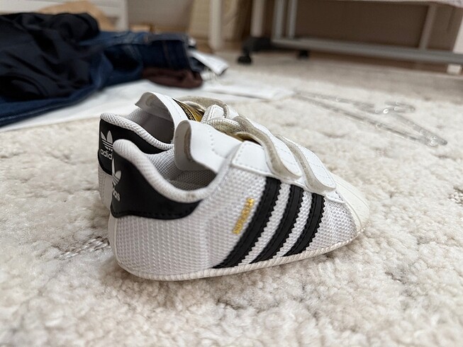 20 Beden beyaz Renk Adidas bebek ilk adım ayakkabısı