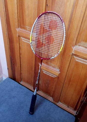 Yonex Muscle Power 5 Badminton Raketi