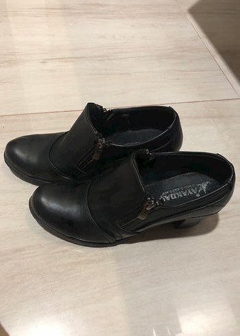 Siyah topuklu ayakkabı kışlık - Görsel 5