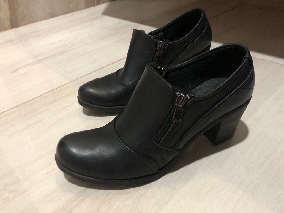 Siyah topuklu ayakkabı kışlık - Görsel 2