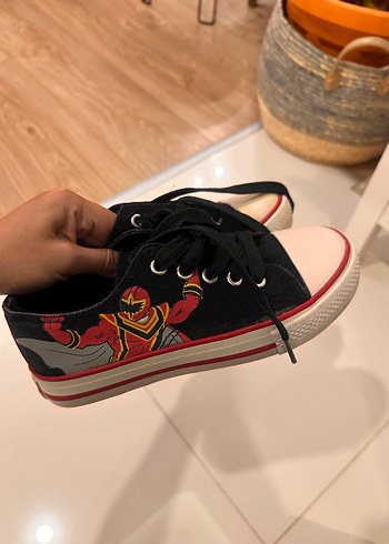 Figürlü Converse