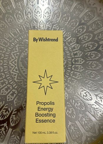 By Wishtrend propolis energy boosting essence