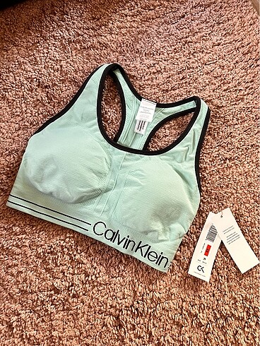 Calvin Klein spor sütyeni