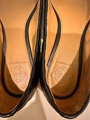 35 Beden Tory Burch kapitoneli babet