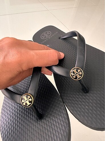 35 Beden siyah Renk Tory Burch parmak arası terlik