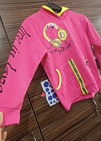 7 Yaş Beden Kız çocuk sweatshirt 
