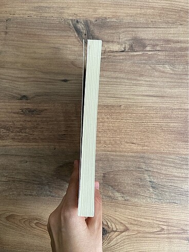  Bir Sır Saklı İçimde