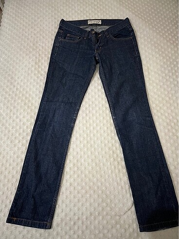 27 beden düşük bel düz paça denim pantolon