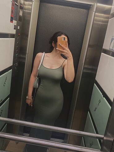 bershka elbise