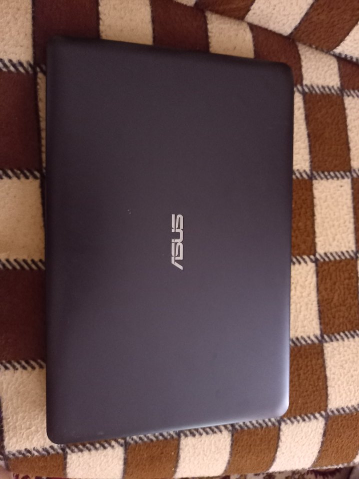 ASUS Laptop - Görsel 2