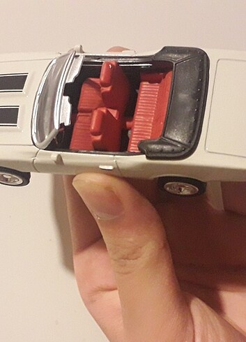 NEW RAY OLDSMOBILE 4-4-2