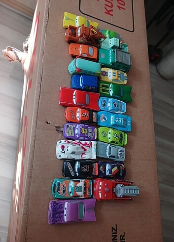 PİXAR CARS ARABALAR
