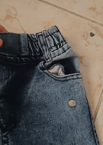 Renkli Düğmeli Kız Kot Pantolon - Görsel 3