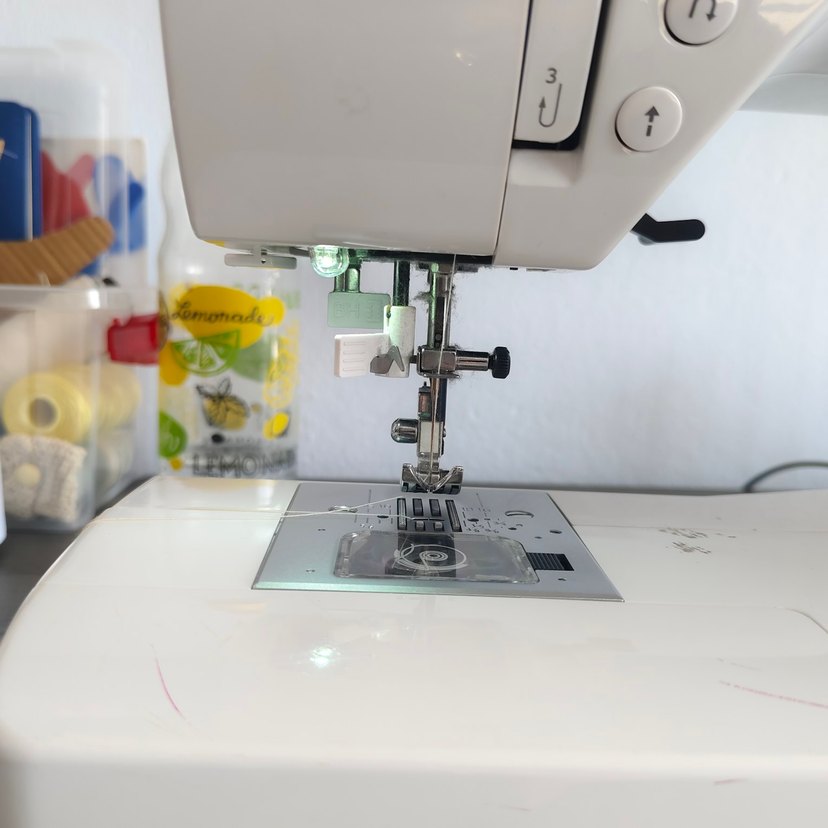 Moonstar 2720 Dikiş Makinesi Beyaz - Görsel 4