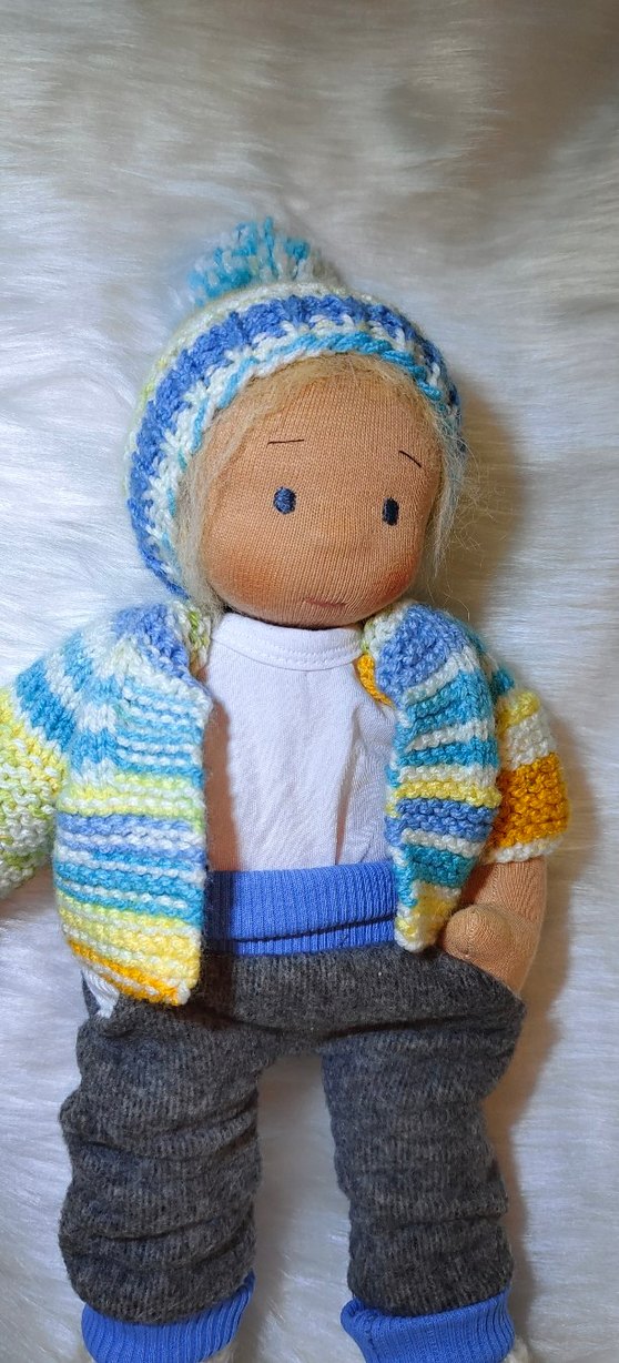 Mavi Gri Örgü Kıyafetli Bez Bebek ve Oyuncak - Görsel 5