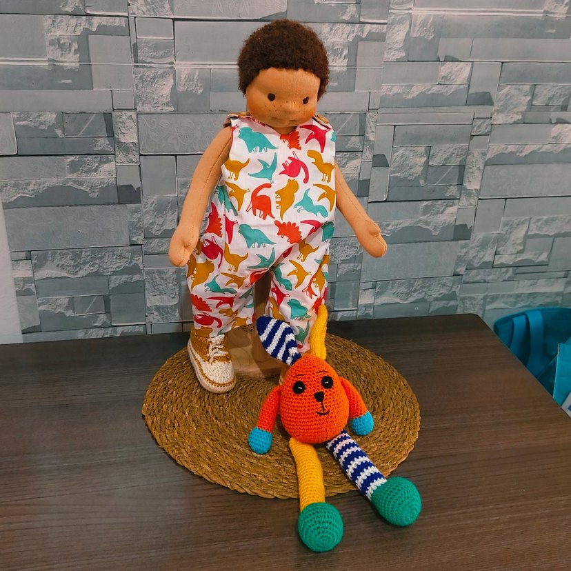 Renkli Dinozor Desenli Kumaş Bebek ve Örgü Oyuncak - Görsel 5