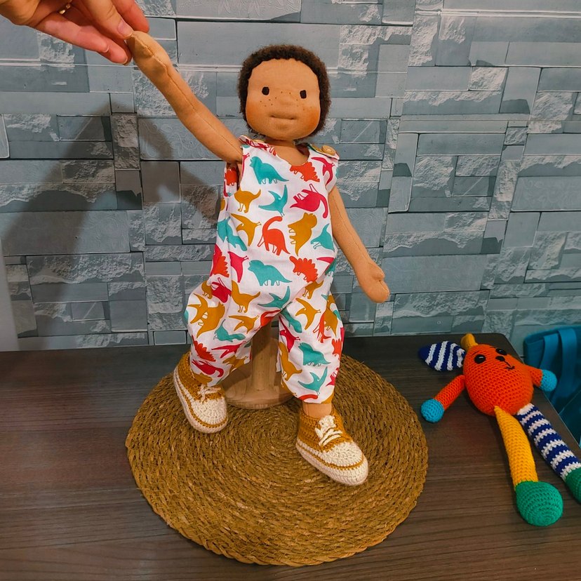 Renkli Dinozor Desenli Kumaş Bebek ve Örgü Oyuncak - Görsel 4