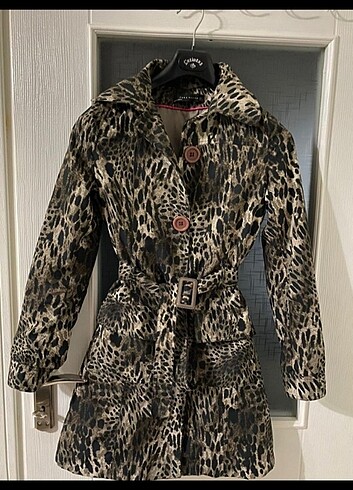 Zara Zaram TRENCHCOAT