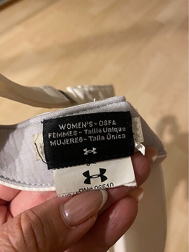  Beden beyaz Renk UNDER ARMOUR
