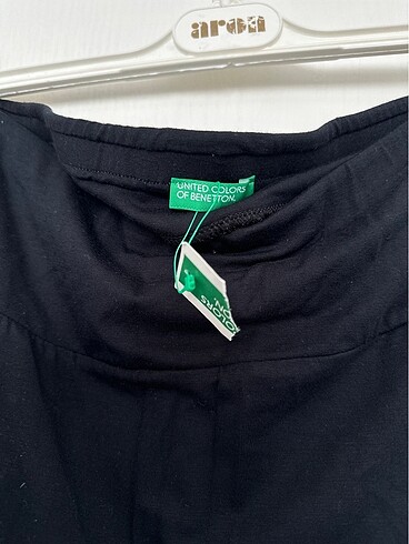 Benetton Siyah etek