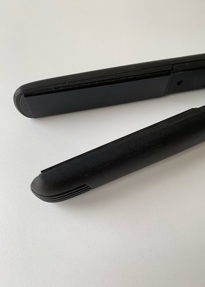 Saç düzleştirici - Görsel 3