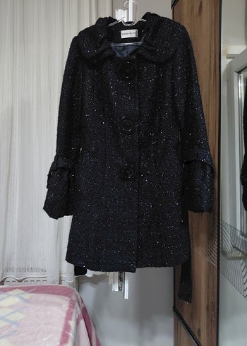 Kemerli Siyah Kadın Kaban - Görsel 3