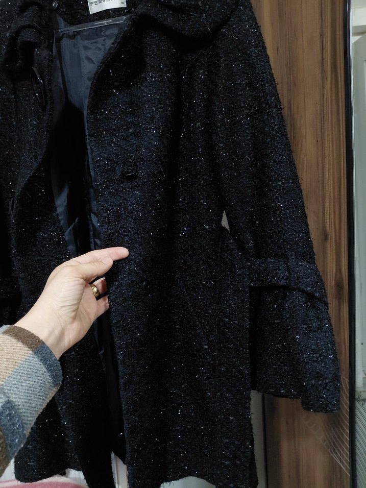 Kemerli Siyah Kadın Kaban - Görsel 5