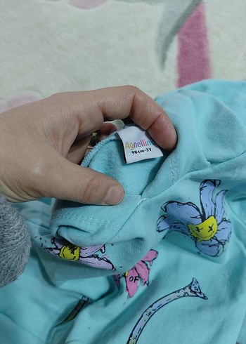 Renkli Nakışlı Bebek Kız Takımı - Görsel 3