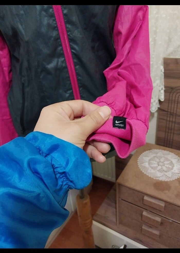 Nike S-M uyumlu eşofman üstü yağmurluk. - Görsel 5