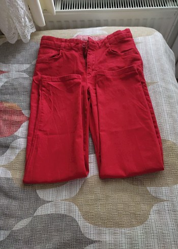 LC Waikiki Erkek Çocuk Kırmızı Düğmeli Pantolon