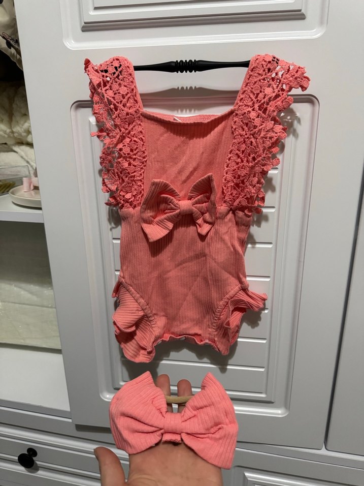 Dantel Detaylı Pembe Kız Bebek Tulum - Görsel 2