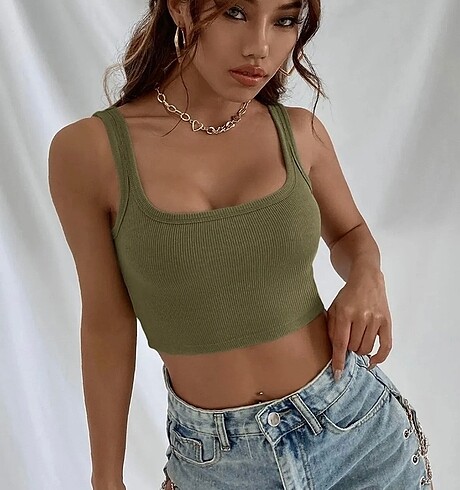 Kadın haki yeşili askılı crop bluz