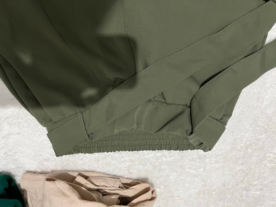 Kadın Haki Bol Kesim Kemerli Kumaş Pantolon - Görsel 2