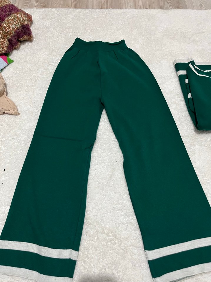 Yeşil Uzun Kollu Triko Kadın Takım - Görsel 2