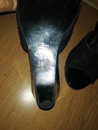 38 Beden sıfır ayarinda terlik