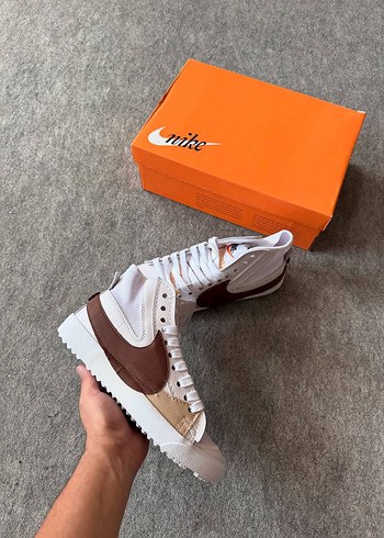 Erkek Kahverengi Nike Sneaker
