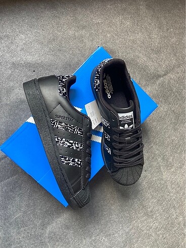 Adidas Süperstar siyah rugan