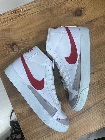 Nike blazer