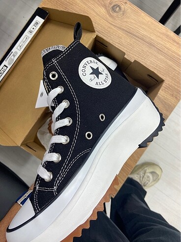 39 Beden Converse Run star hike