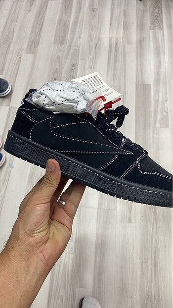 Air Jordan travis Scott